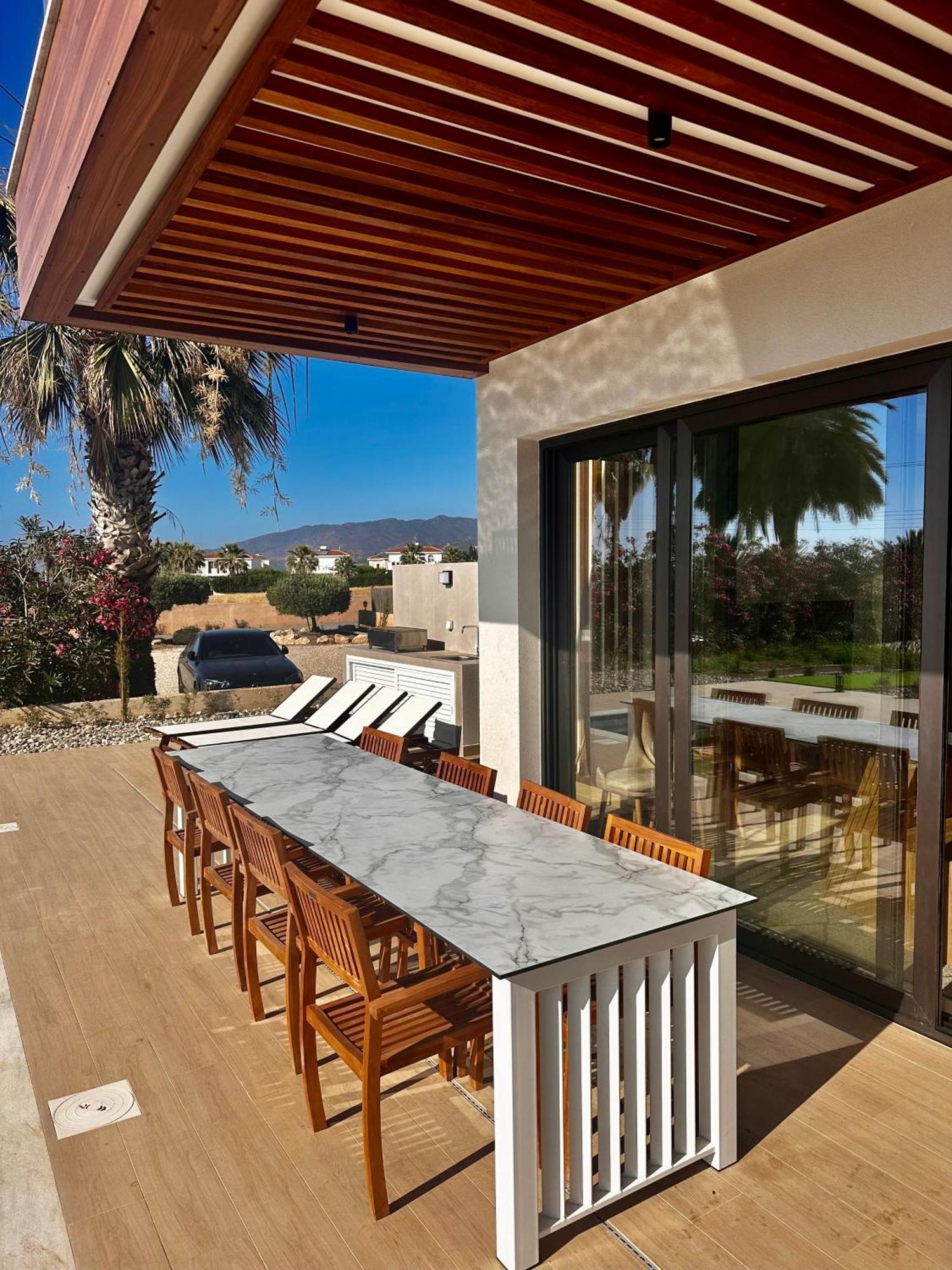 Santa Barbara Seafront Villas W Jacuzzi Pool Пафос Экстерьер фото