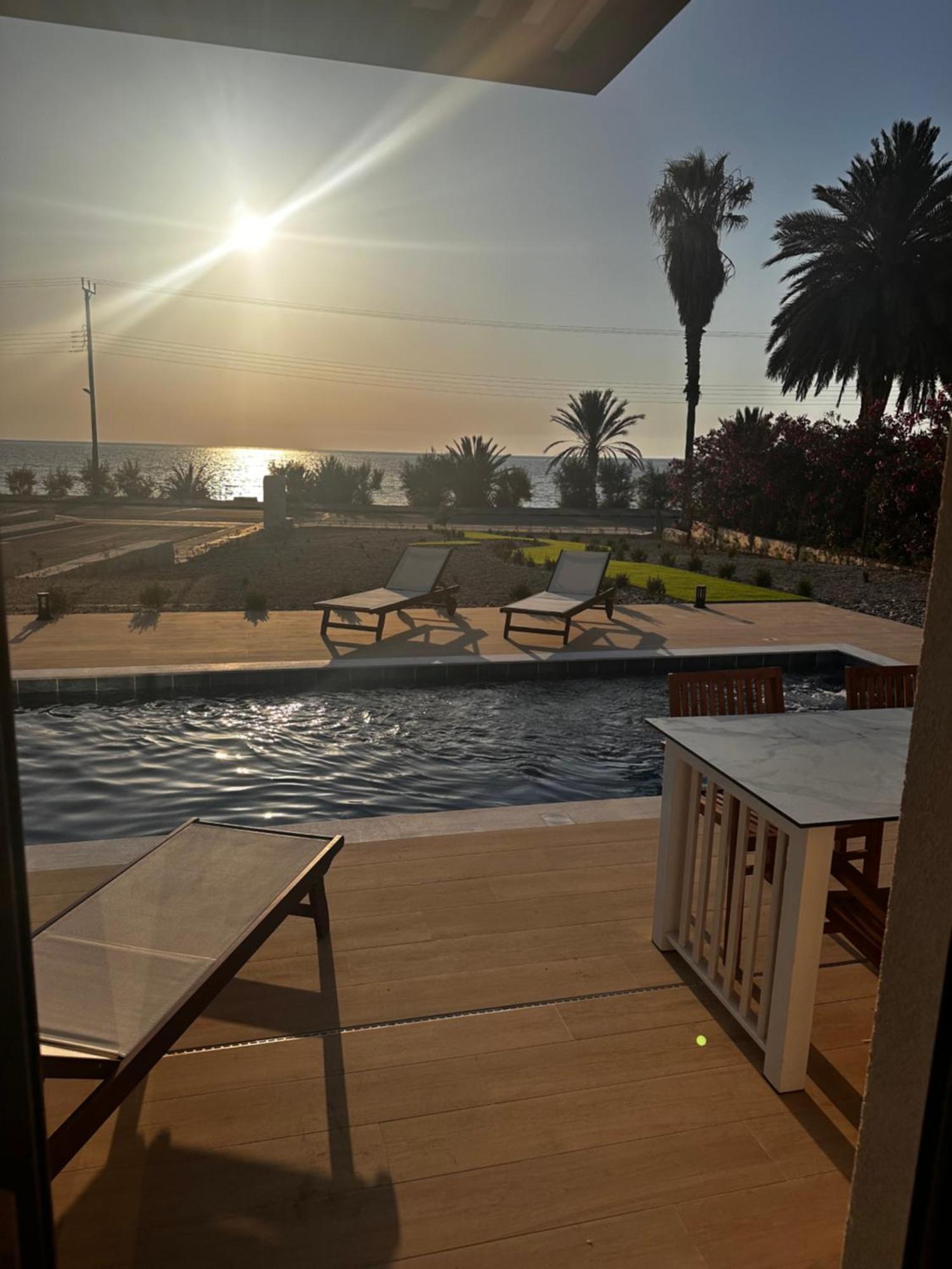 Santa Barbara Seafront Villas W Jacuzzi Pool Пафос Экстерьер фото
