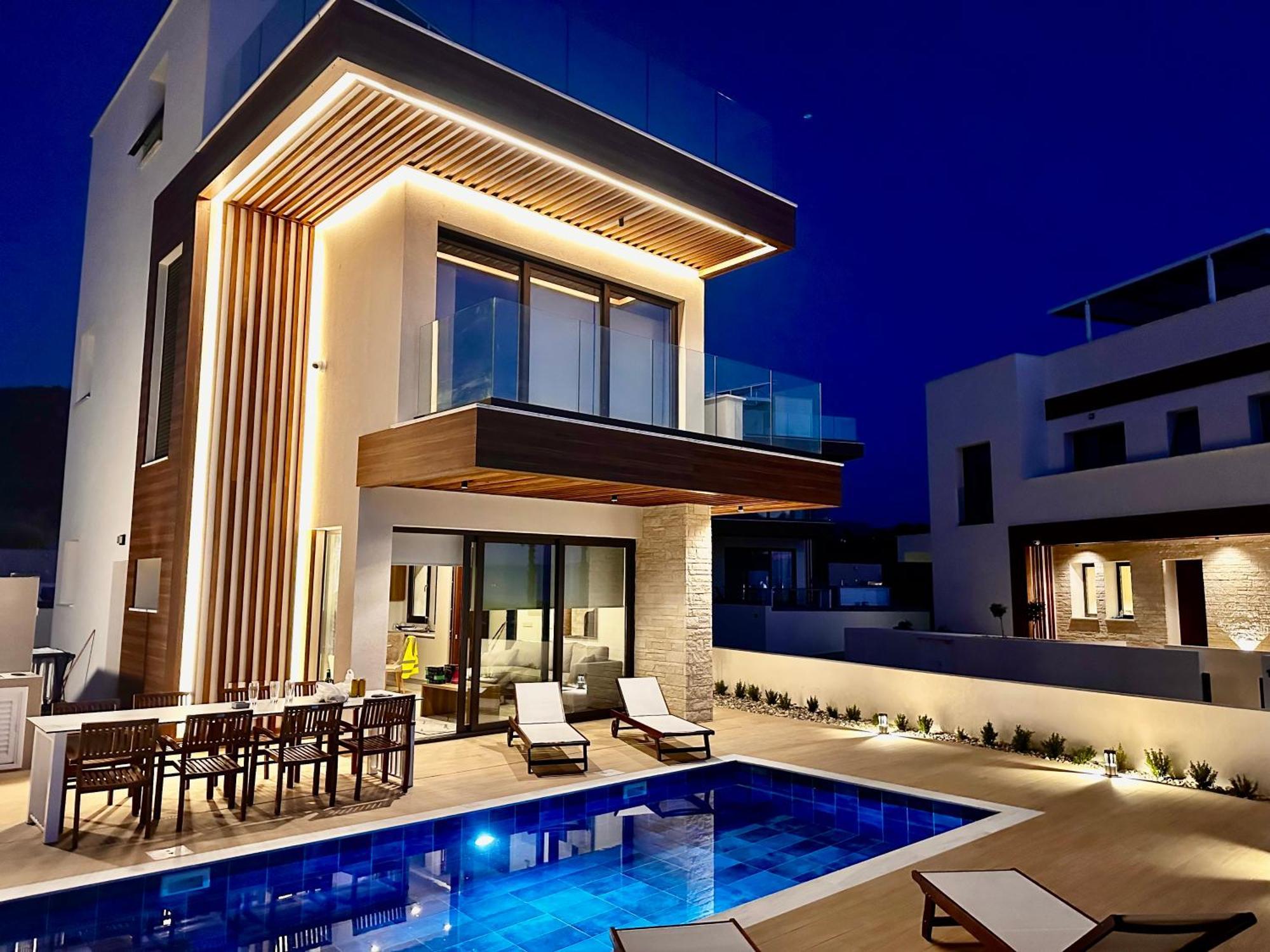 Santa Barbara Seafront Villas W Jacuzzi Pool Пафос Экстерьер фото