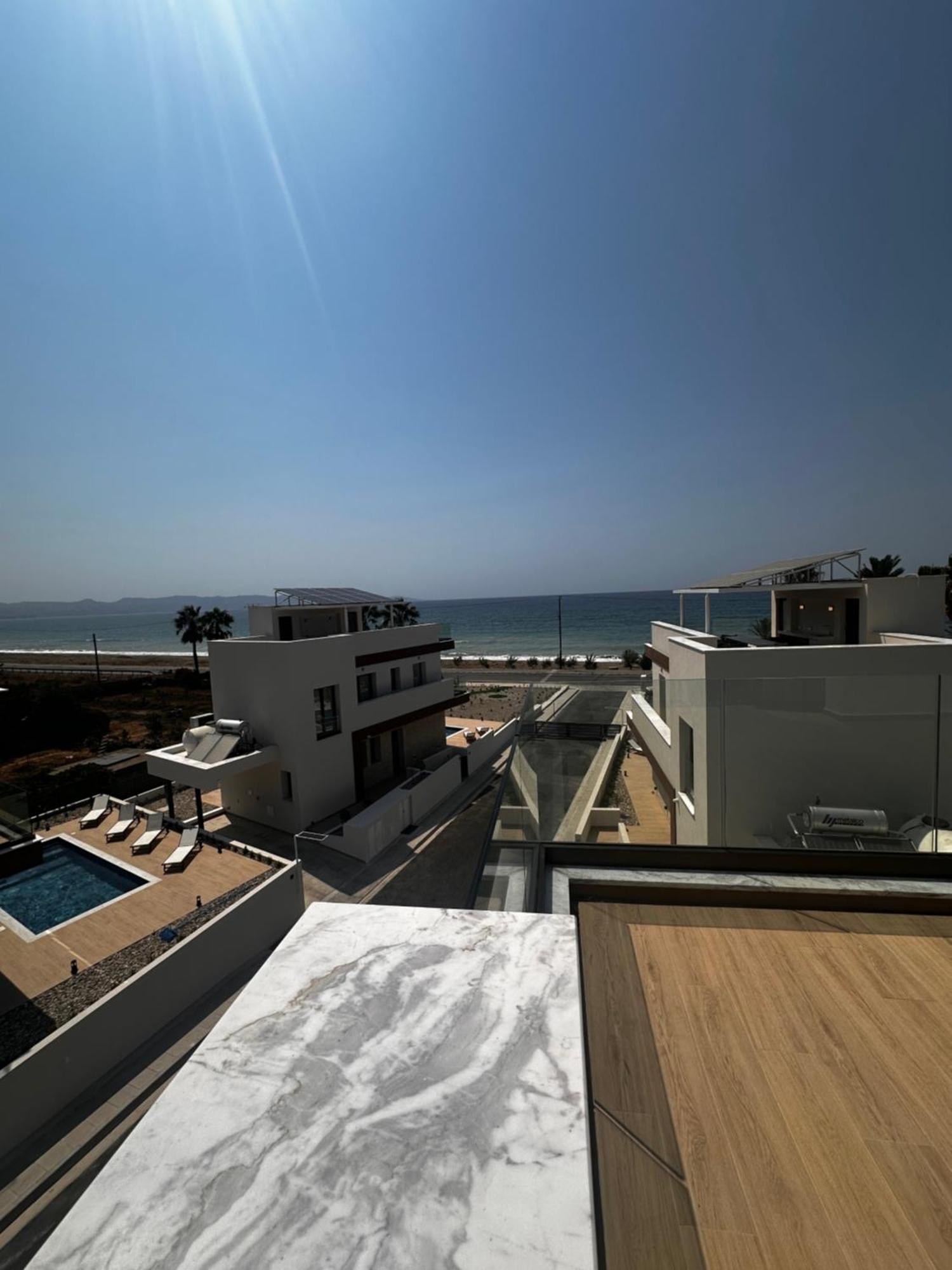 Santa Barbara Seafront Villas W Jacuzzi Pool Пафос Экстерьер фото